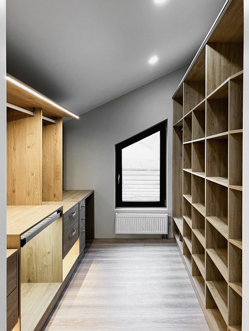 Гардеробные на заказ от производителя в Санкт-Петербурге